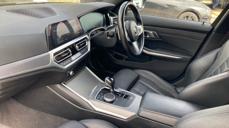 BMW 3 Series 330e M Sport 4dr Step Auto Saloon